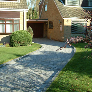 A picture of cobble driveway - 3